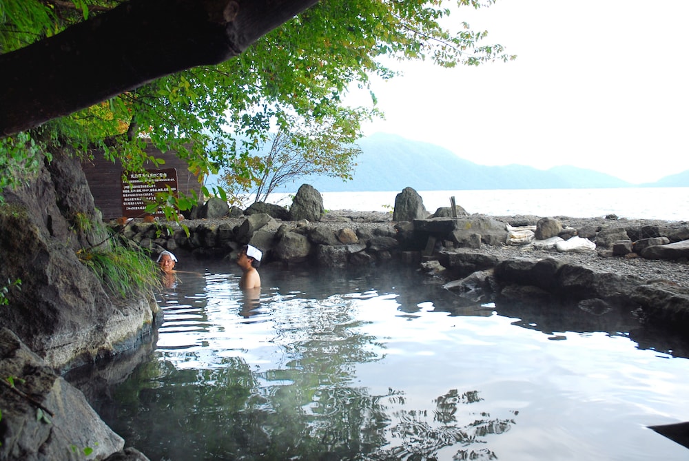 丸駒温泉旅館 札幌