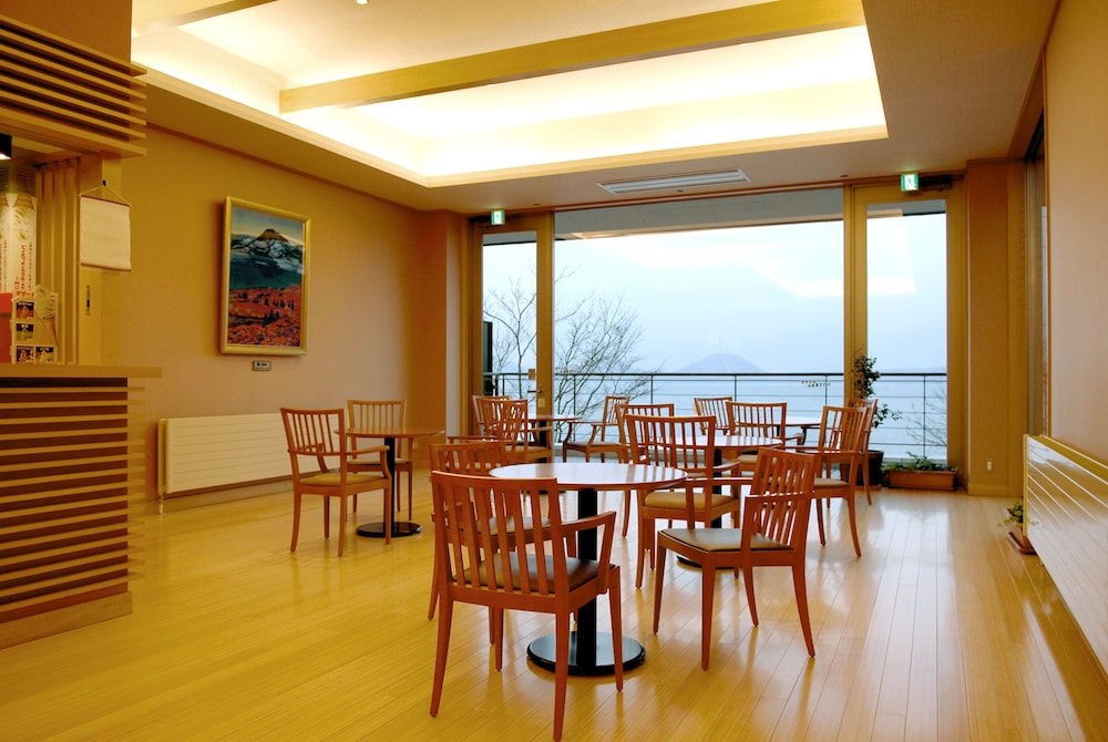 丸駒温泉旅館 札幌