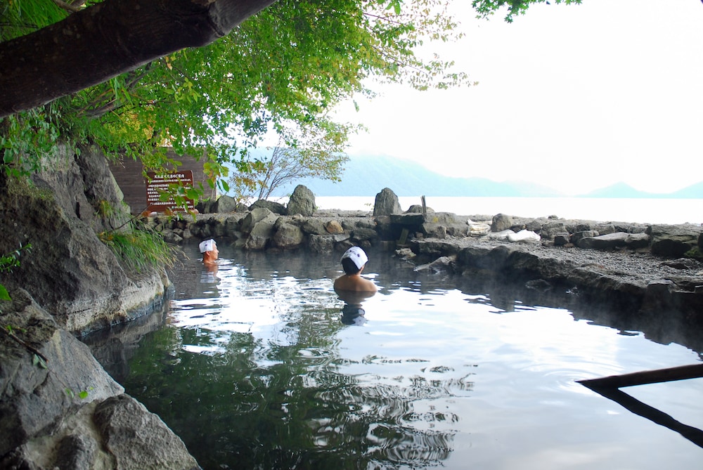 丸駒温泉旅館 札幌