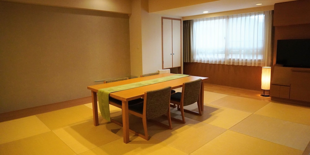 ホテルゆもと登別 札幌