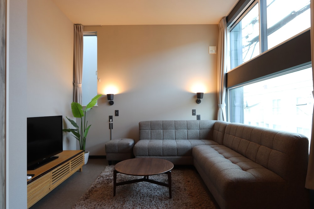 UCHI LIVING STAY EKOLU 札幌