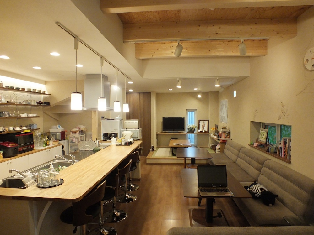 ERRY'S GUESTHOUSE SAPPORO 札幌