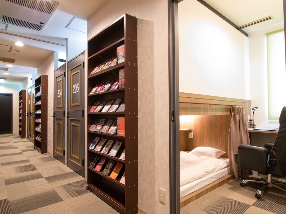 COMICS & CAPSULEHOTEL コミカプ札幌すすきの 札幌