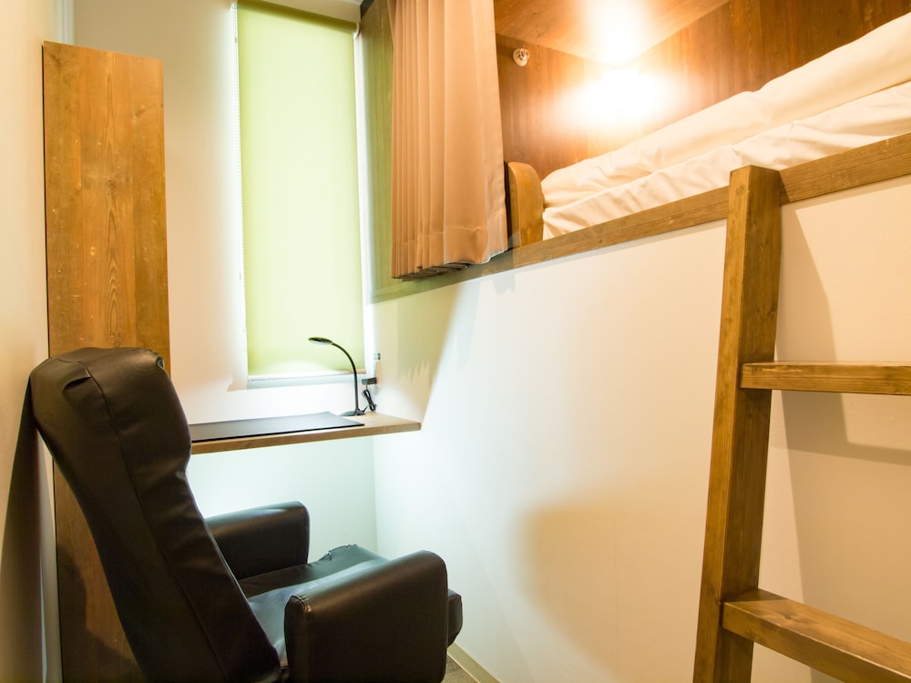 COMICS & CAPSULEHOTEL コミカプ札幌すすきの 札幌
