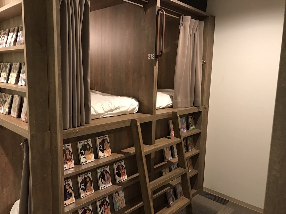 COMICS & CAPSULEHOTEL コミカプ札幌すすきの 札幌