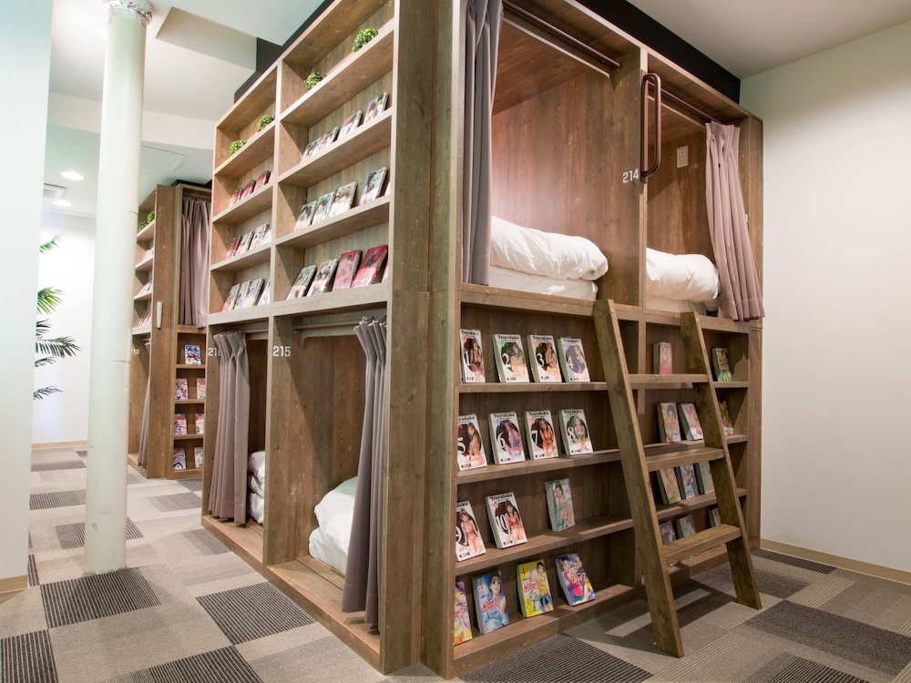 COMICS & CAPSULEHOTEL コミカプ札幌すすきの 札幌