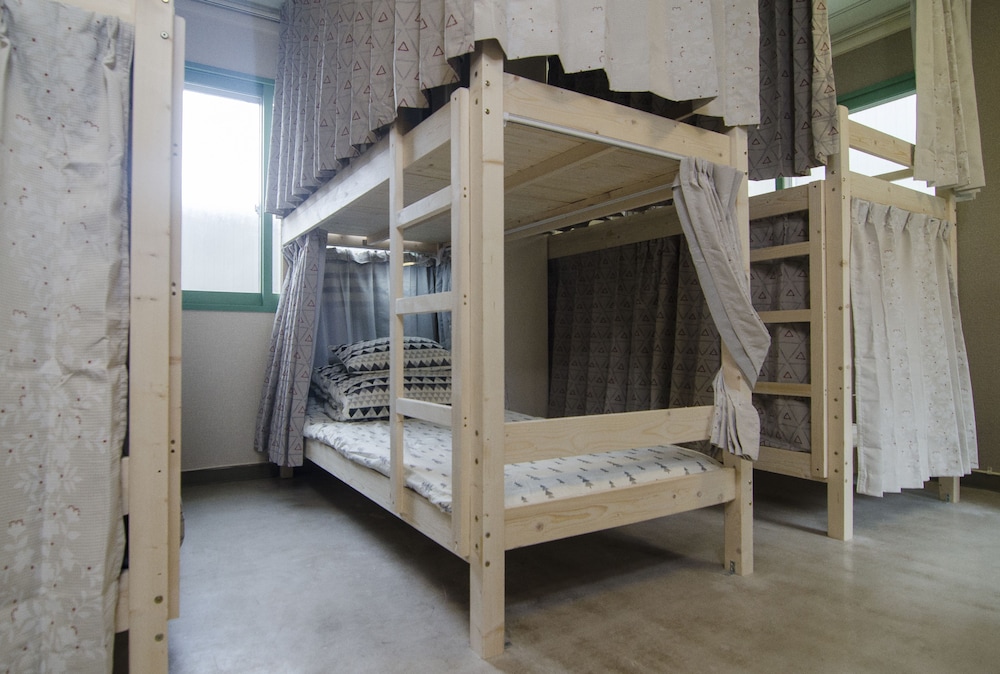 MAGIC BUS HOSTEL OTARU 札幌