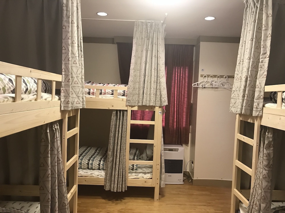 MAGIC BUS HOSTEL OTARU 札幌