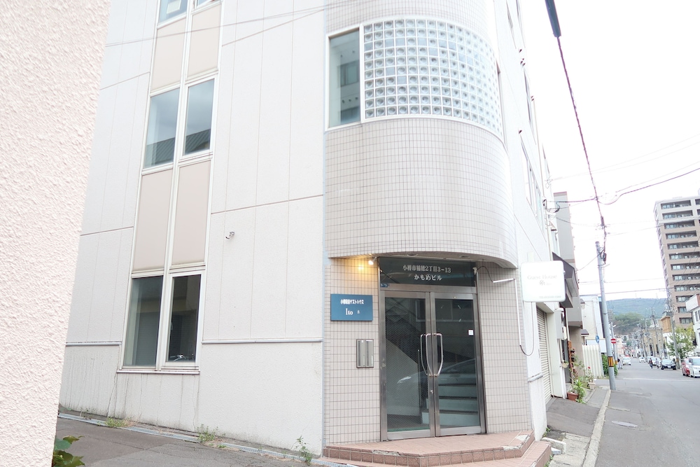 小樽駅前ゲストハウス糸 札幌