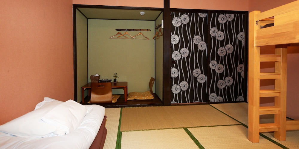 AIR HOSTEL LCC 札幌