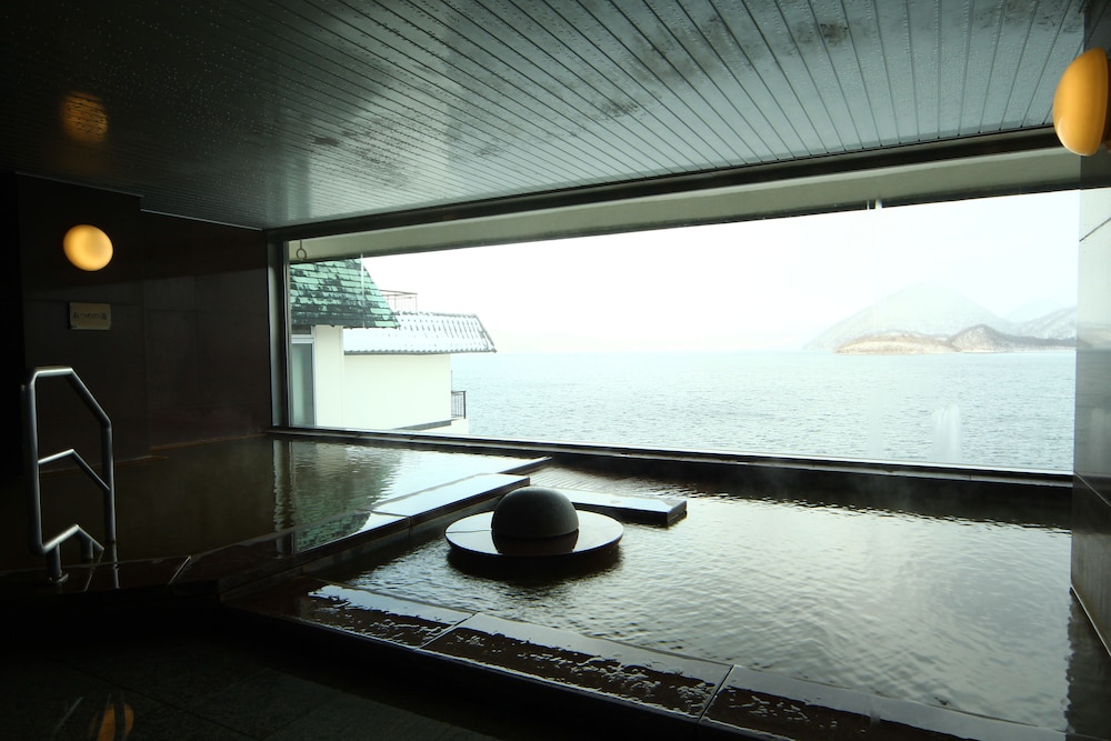 洞爺 湖畔亭 札幌