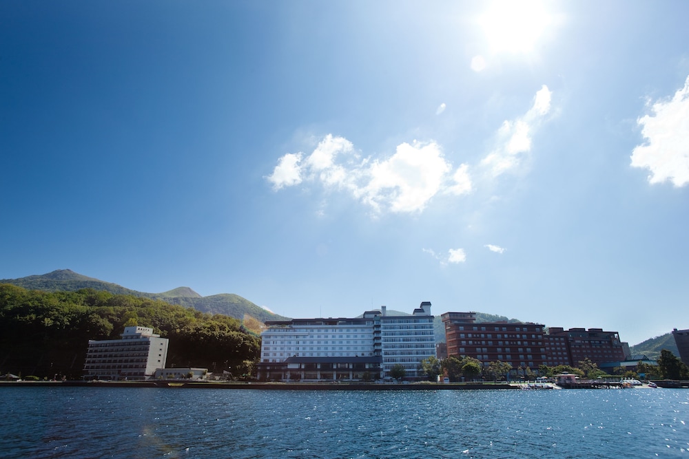 洞爺 湖畔亭 札幌