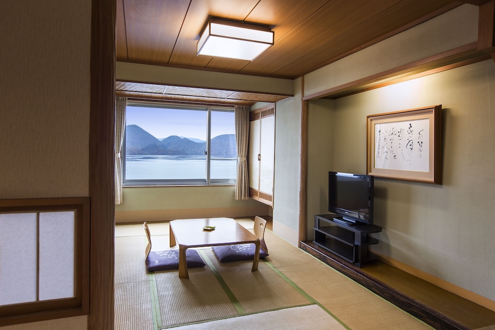 洞爺 湖畔亭 札幌