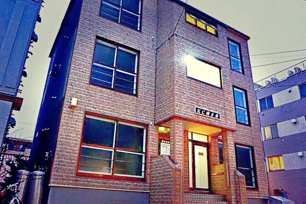 KC102 札幌