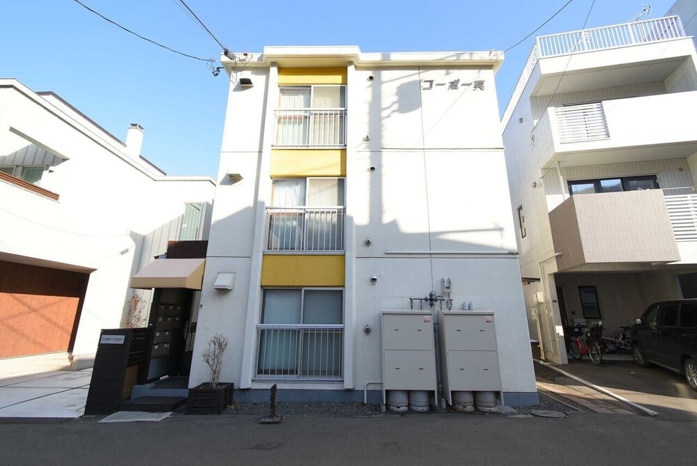 PUTITE MAISON FUSHIMI 札幌