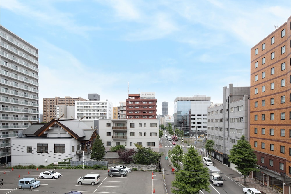 THE BASE SAPPORO SUSUKINO 札幌