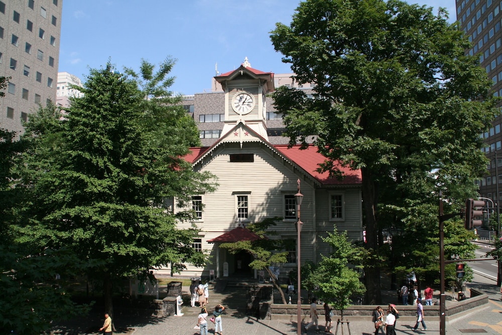 THE BASE SAPPORO SUSUKINO 札幌