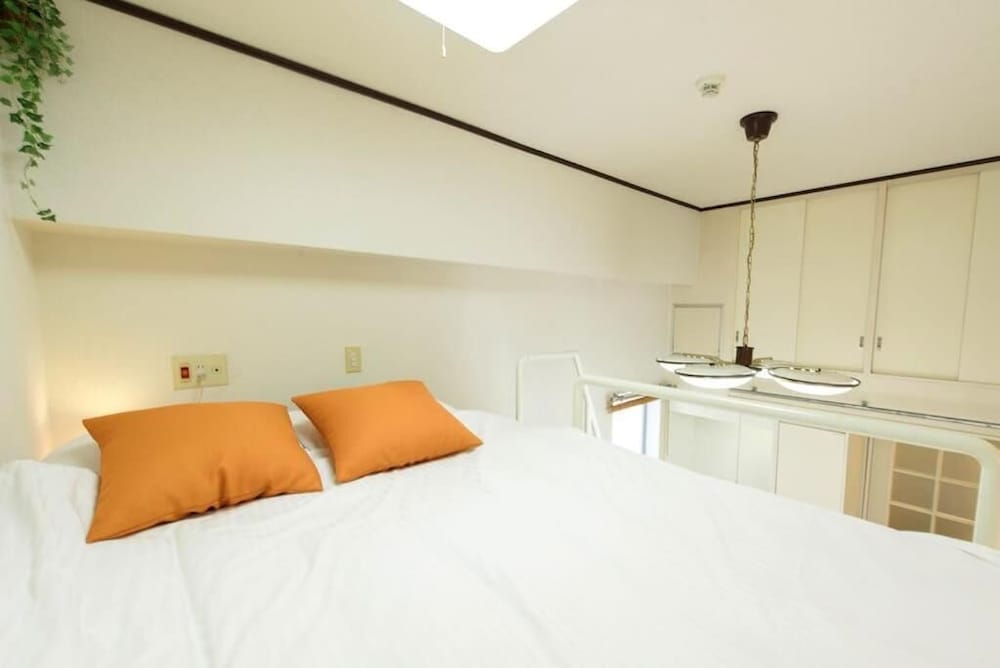 OPUS 702 札幌