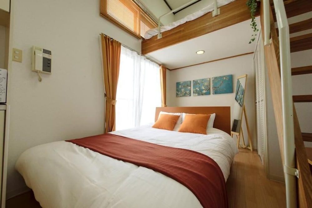 OPUS 702 札幌