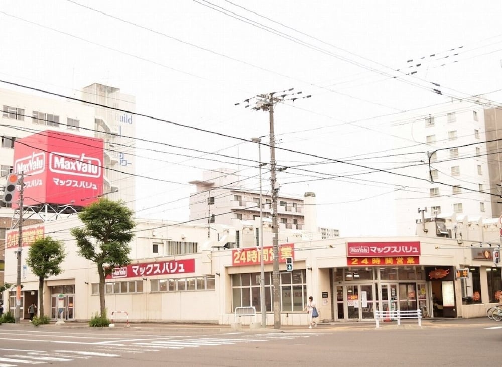 ROYAL HEIGHTS KIKUSUI STATION 札幌