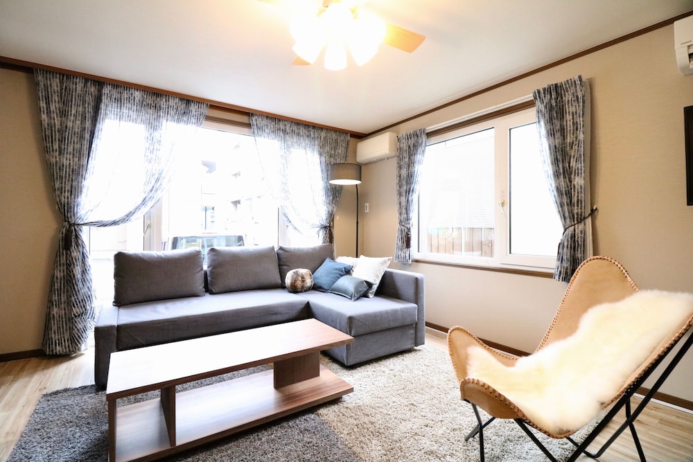 SKY COURT 717 札幌