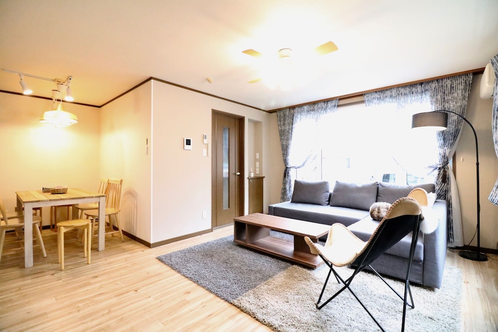 SKY COURT 717 札幌