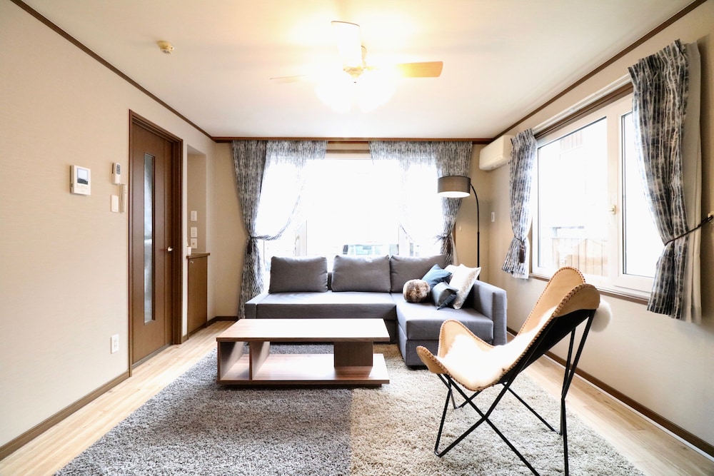 SKY COURT 717 札幌