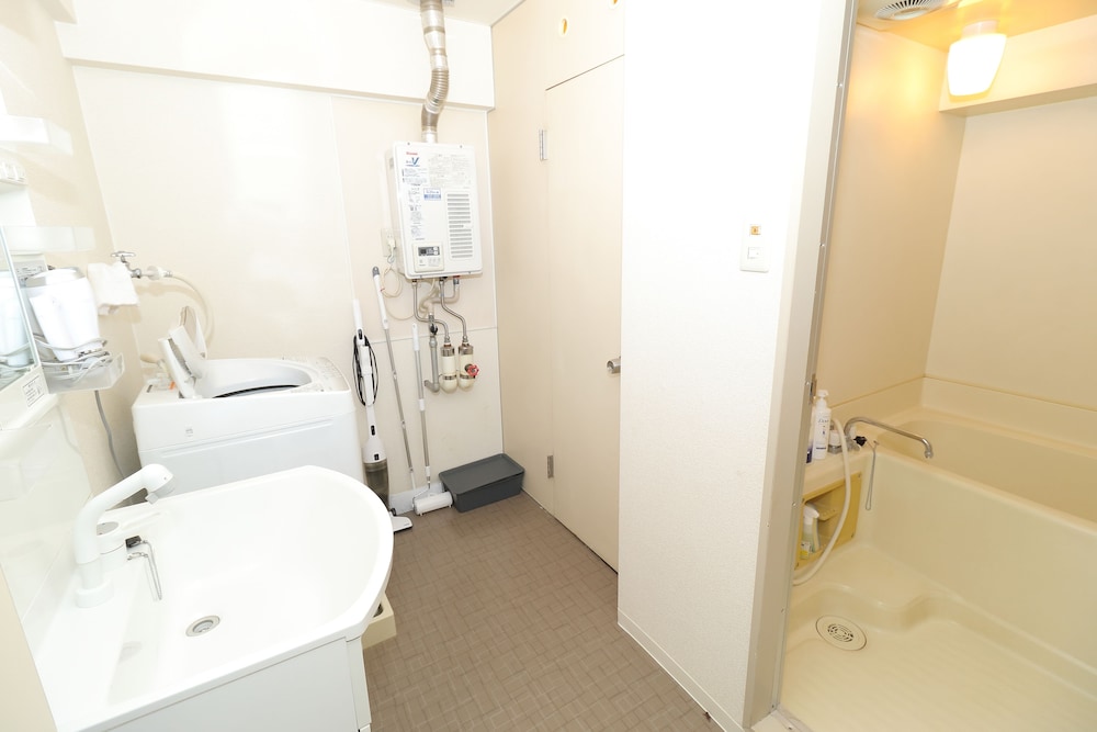 HEIGHTS SHOWA 702 札幌