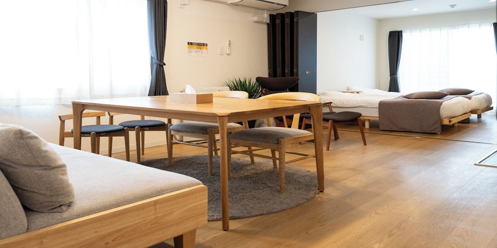 UCHI SUSUKINO 5.7 札幌
