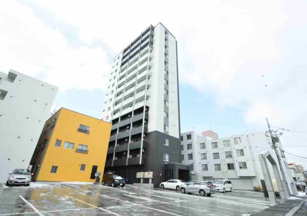 SUN COURT 本郷通ガーデンヒルズ 706 札幌