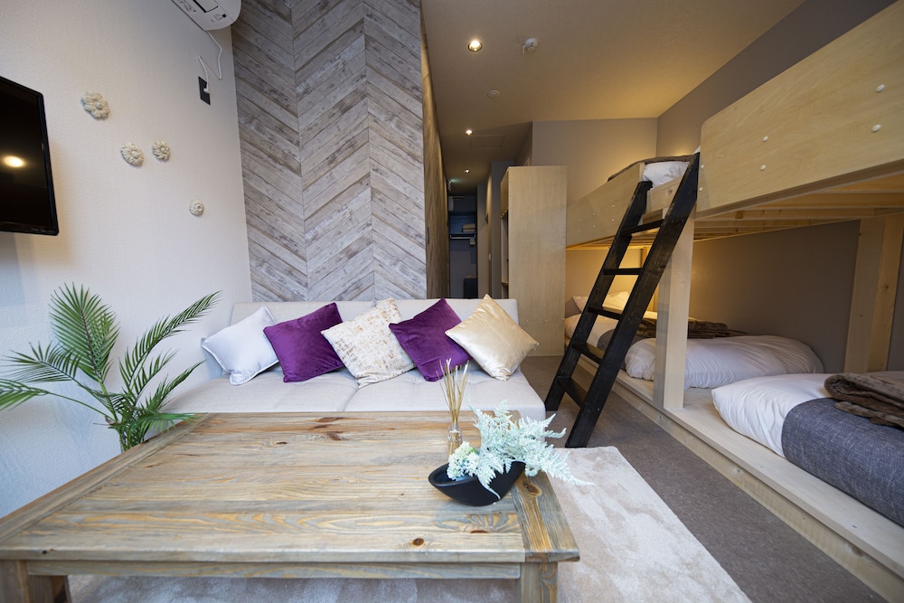 UCHI SUSUKINO WEST BY HOTEL WHEAT 札幌