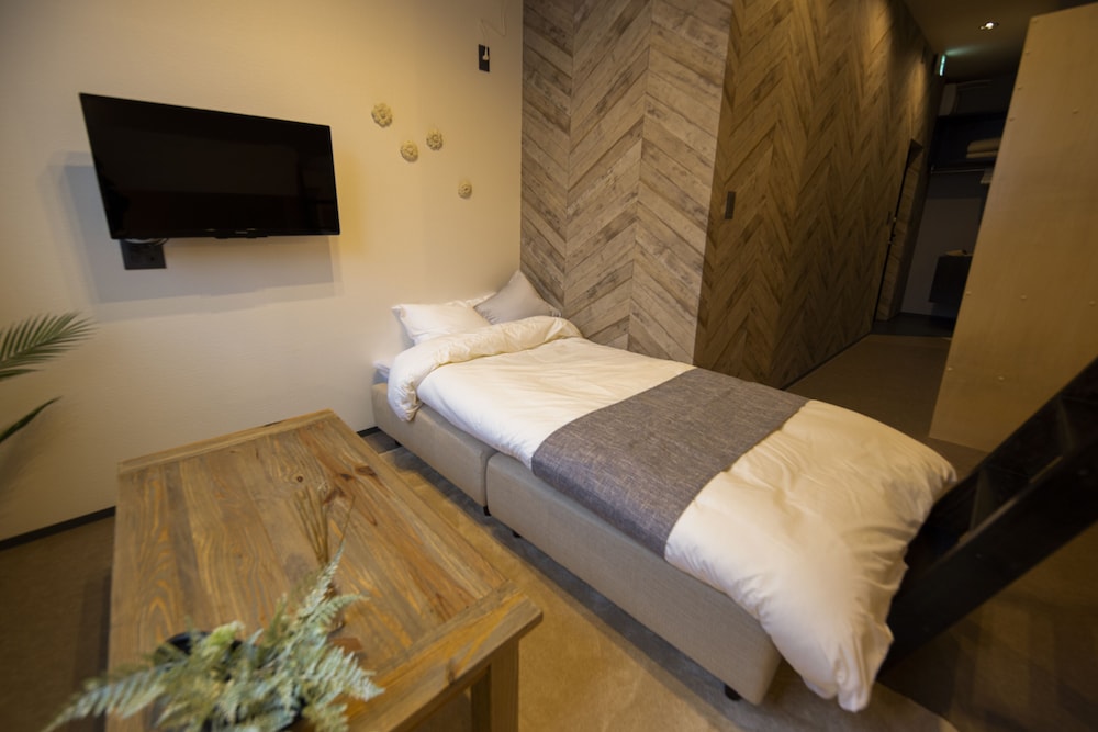UCHI SUSUKINO WEST BY HOTEL WHEAT 札幌