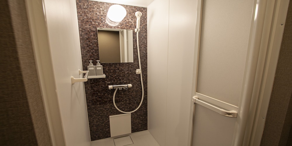 UCHI SUSUKINO WEST BY HOTEL WHEAT 札幌
