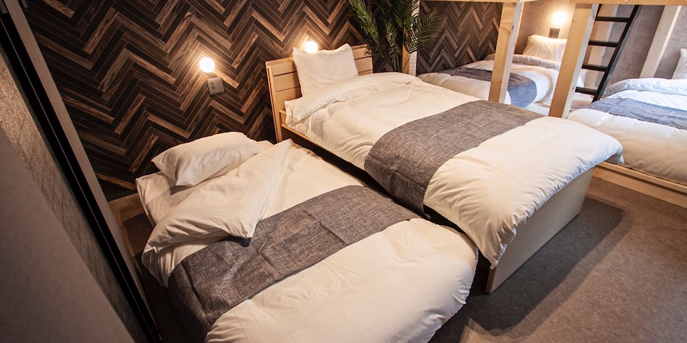UCHI SUSUKINO WEST BY HOTEL WHEAT 札幌