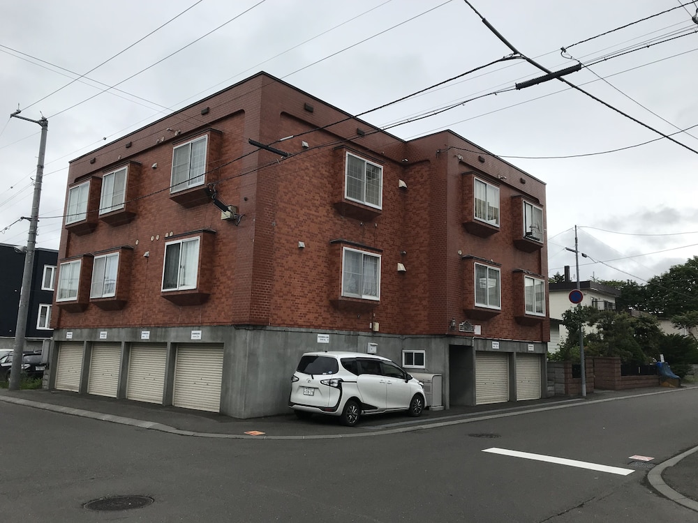 TANIFUJI B ROOM 札幌
