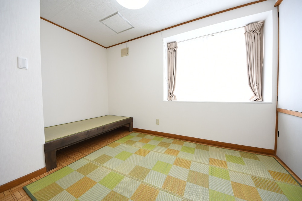TANIFUJI B ROOM 札幌
