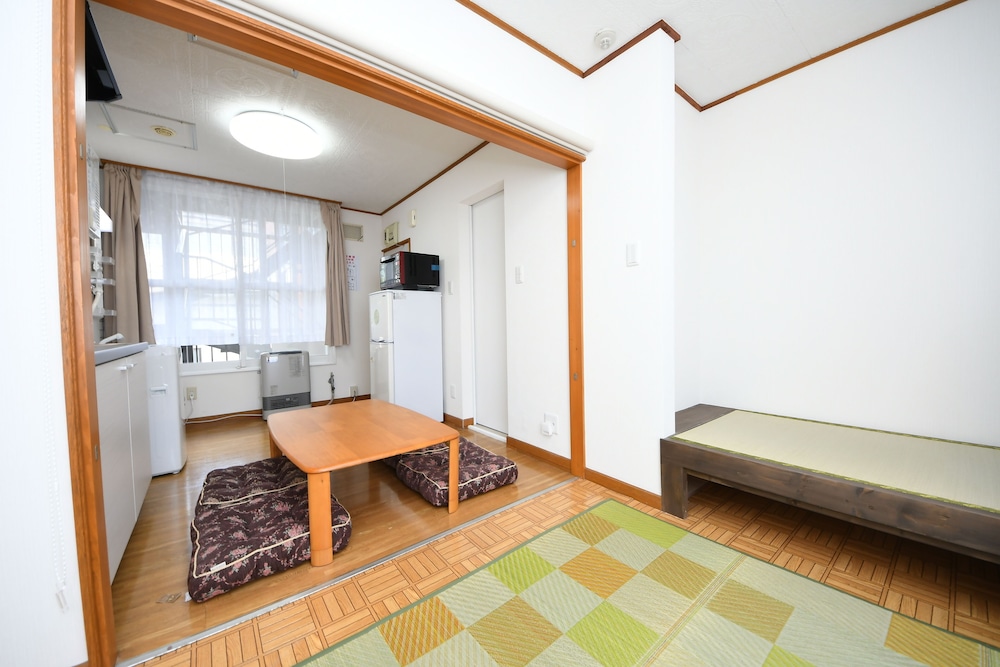 TANIFUJI B ROOM 札幌