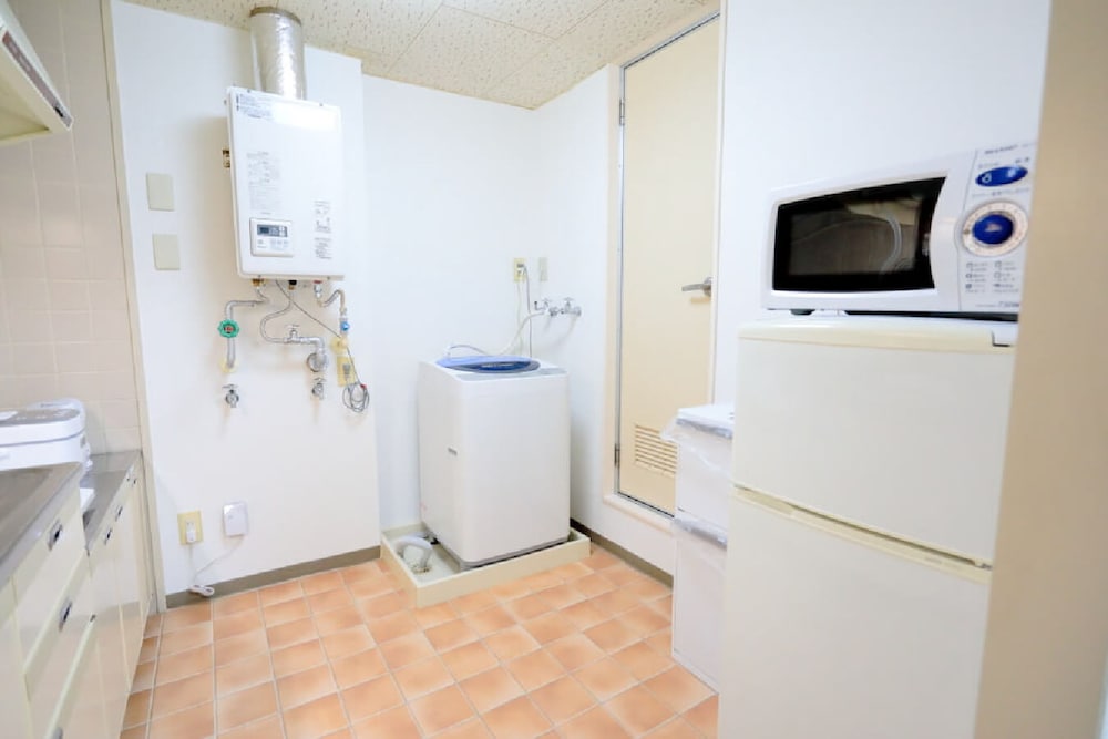 MANSION PASTURE TSUKISAMU 福住 札幌