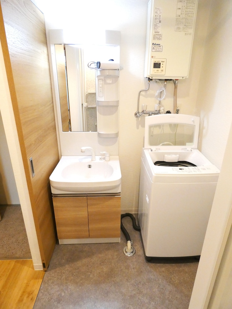 ALPHA SQUARE MINAMI 6 JO 305 札幌