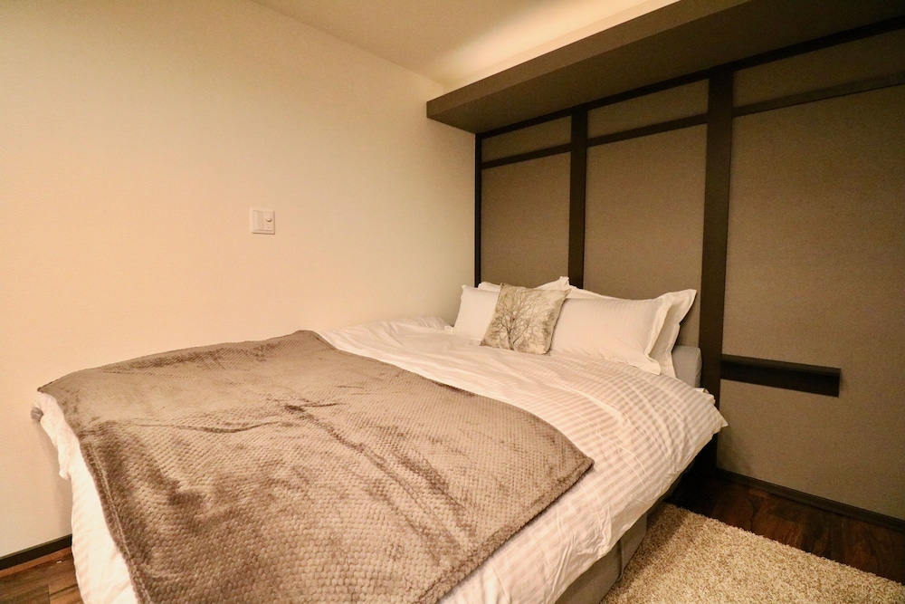 ONE’S VILLA SAPPORO 1F 札幌