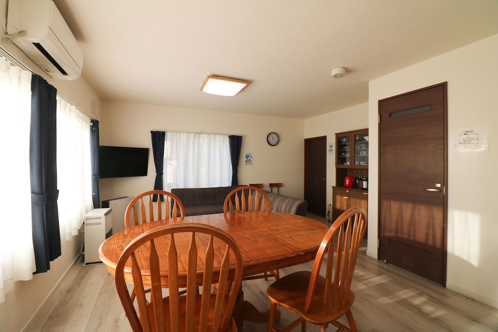 HDO HACHIKEN VILLA 2F 札幌