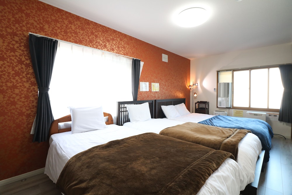 HDO HACHIKEN VILLA 2F 札幌