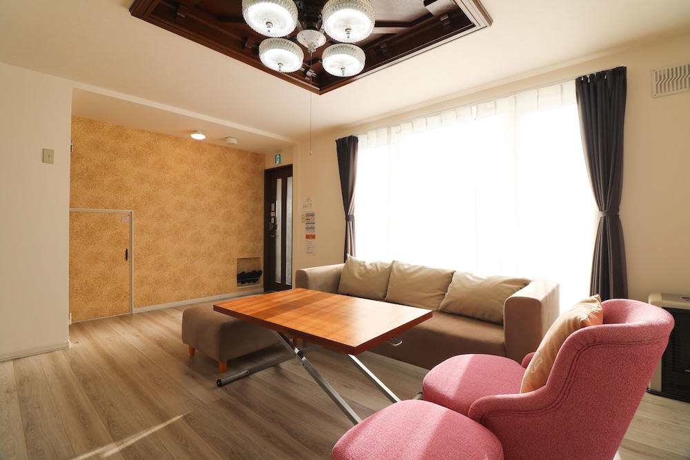 HDO HACHIKEN VILLA 1F 札幌