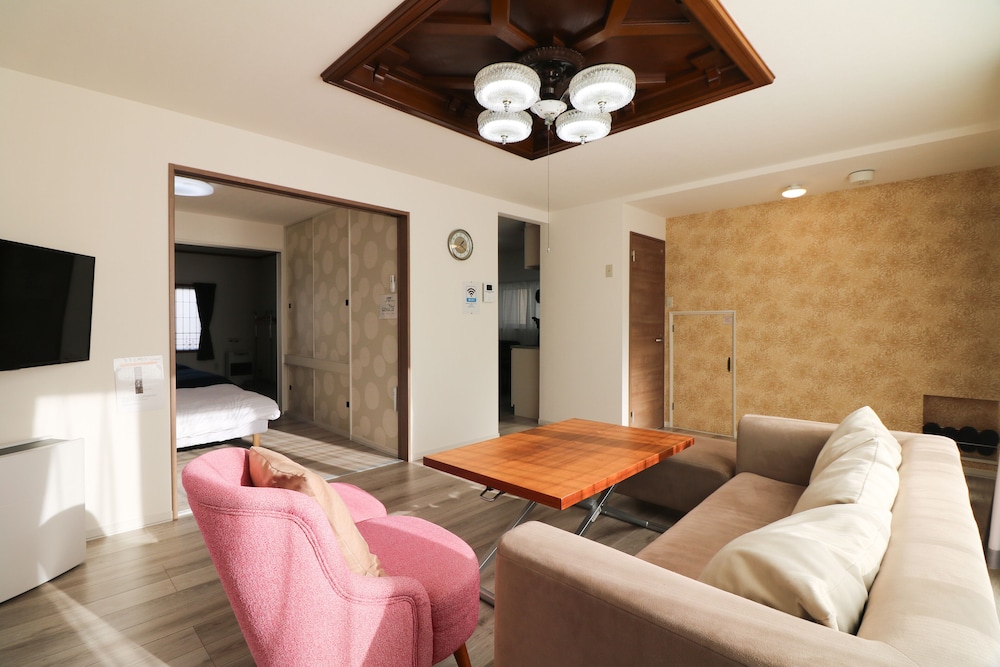 HDO HACHIKEN VILLA 1F 札幌