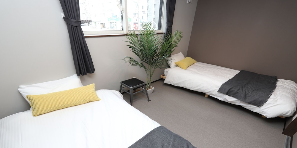 UCHI LIVING STAY SAPPORO KIKUSUI 札幌