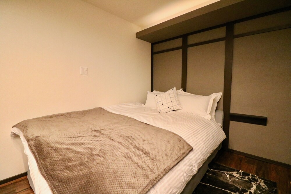 ONE’S VILLA SAPPORO 1F 札幌