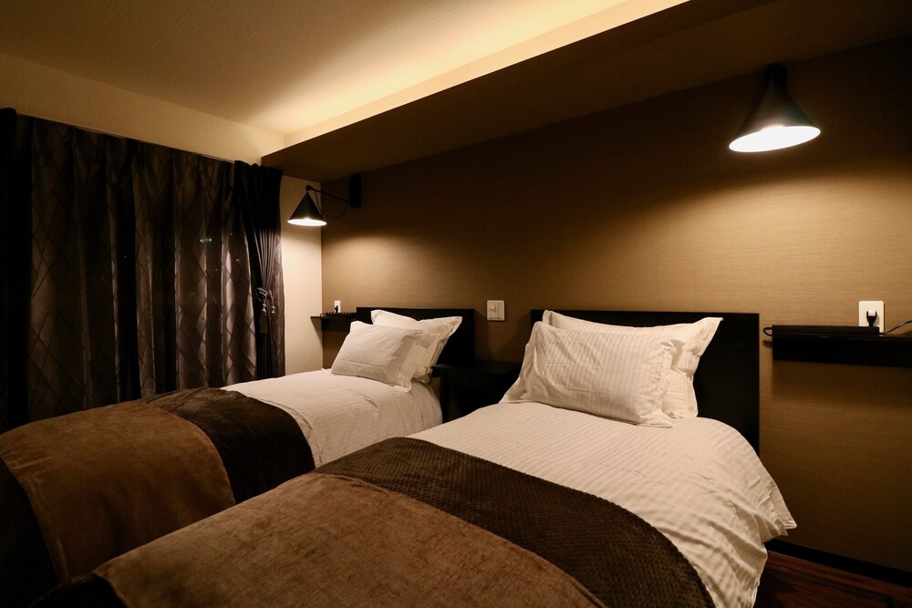 ONE’S VILLA SAPPORO 1F 札幌