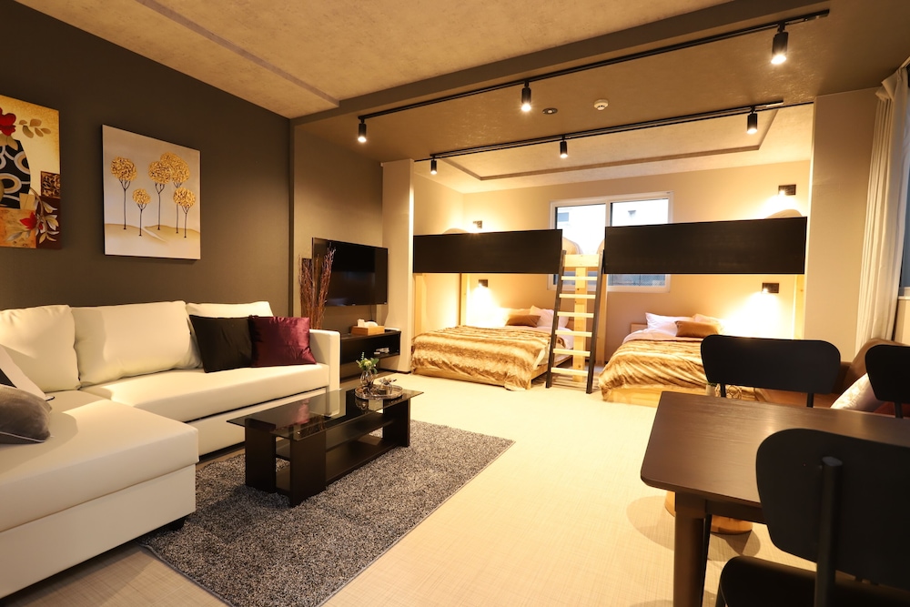 UCHI LIVING STAY AOZORA 札幌