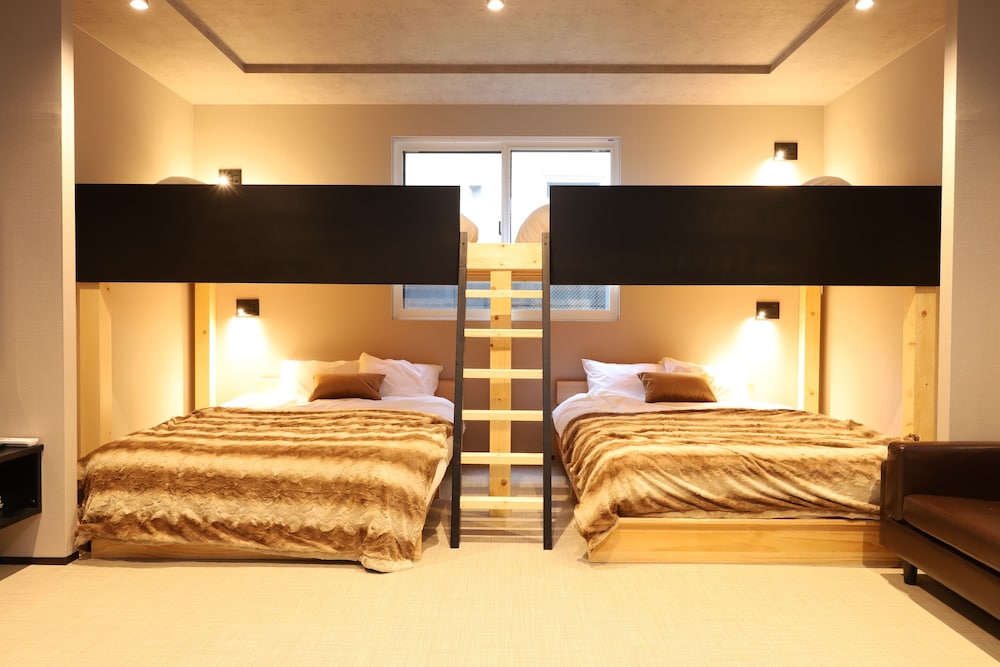 UCHI LIVING STAY AOZORA 札幌