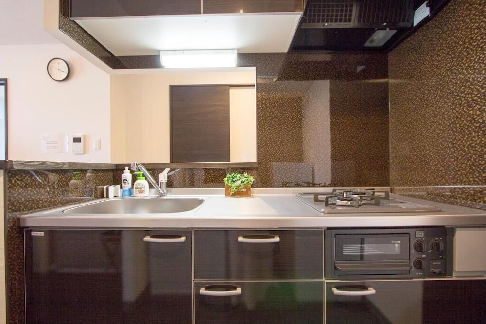 SUN COURT HONGO DOHRI GARDEN HILLS 602 札幌
